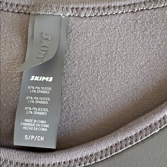 SKIMS Rubberized Scuba rubberized | Dipped Bikini bottom Gray (bottom ONLY) - Picture 6 of 7